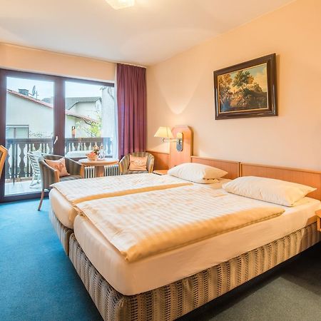 Hotel-Barbarossa-Garni Bei Hanau Rodenbach  Kültér fotó